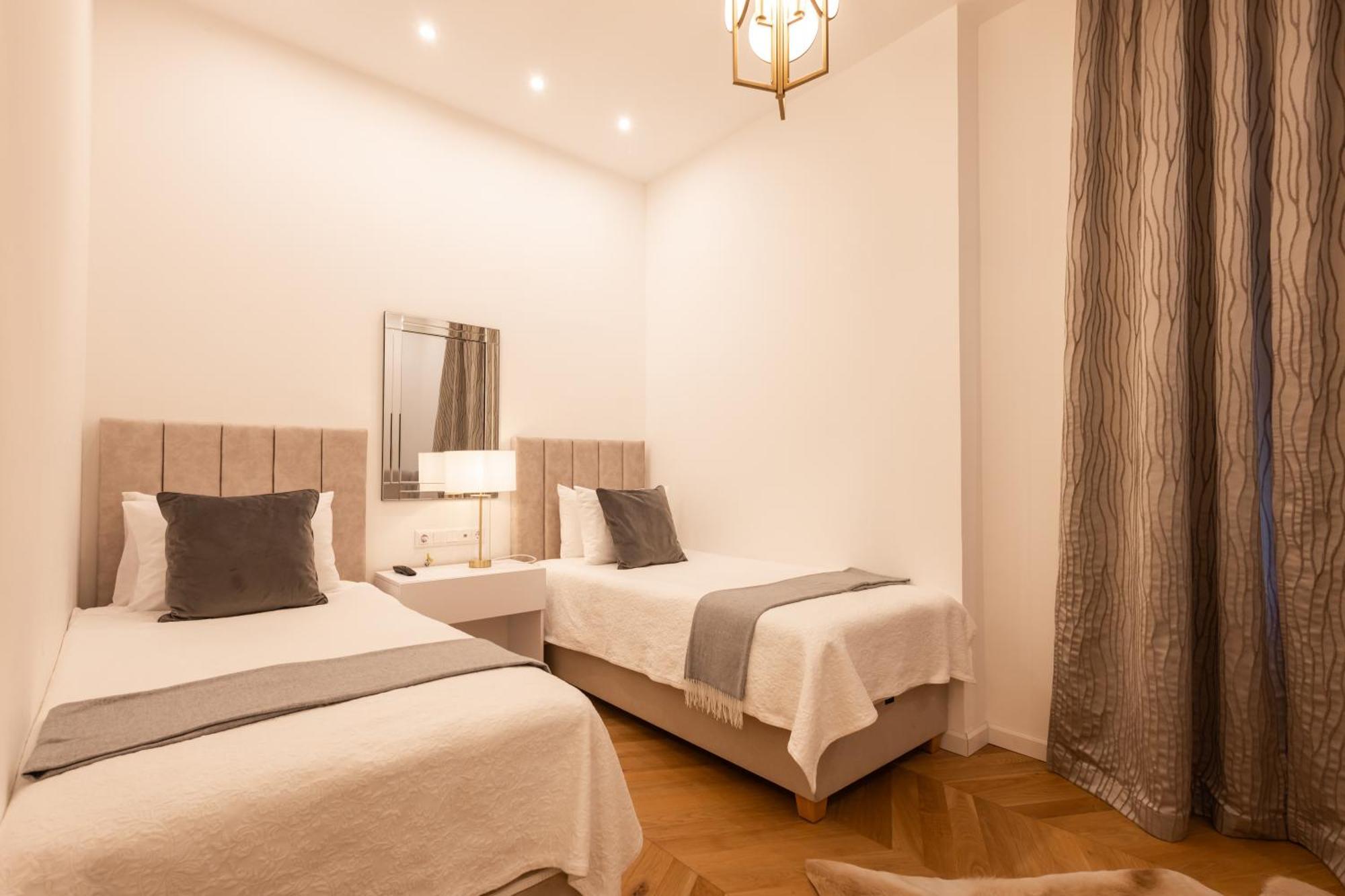 Hotel Vadkert Major à Sárvár Extérieur photo